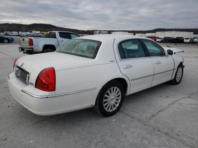 1LNHM81W13Y647825 - 2003 LINCOLN TOWN CAR EXECUTIVE WHITE photo 3