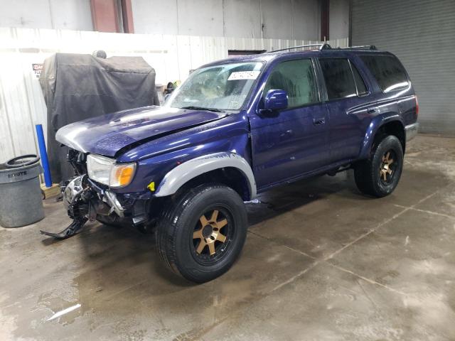 2002 TOYOTA 4RUNNER SR5, 