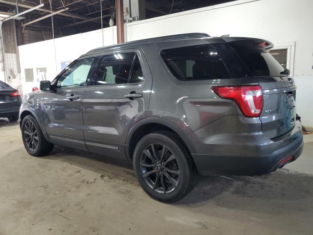 1FM5K8D82HGC75995 - 2017 FORD EXPLORER XLT GRAY photo 2
