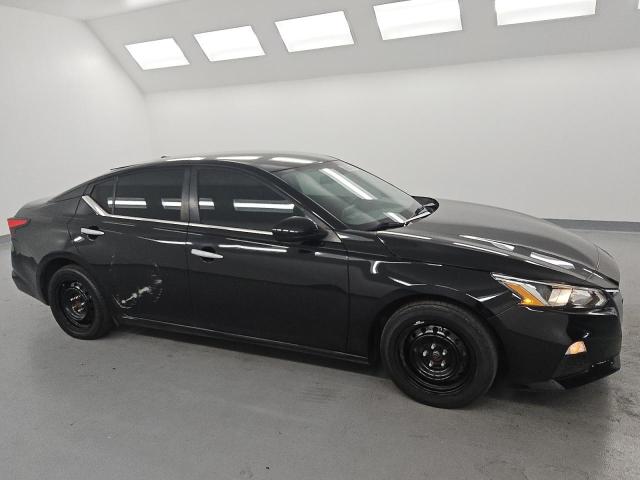 1N4BL4BV6LC202835 - 2020 NISSAN ALTIMA S BLACK photo 4