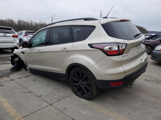 1FMCU0GD2JUD27578 - 2018 FORD ESCAPE SE TAN photo 2