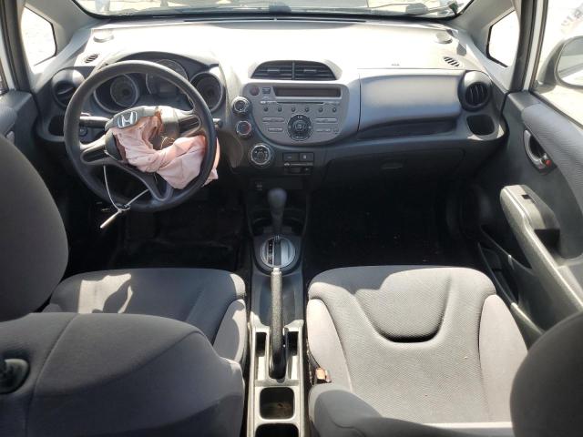 JHMGE8H27AC011788 - 2010 HONDA FIT WHITE photo 8