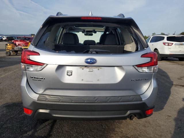JF2SKASC0KH594384 - 2019 SUBARU FORESTER LIMITED Сріблястий фото 6