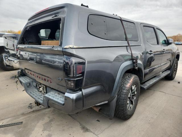 3TMCZ5AN9HM069899 - 2017 TOYOTA TACOMA DOUBLE CAB 灰色 照片 3