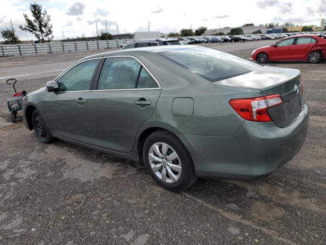 4T1BF1FK4DU695776 - 2013 TOYOTA CAMRY L GREEN photo 2