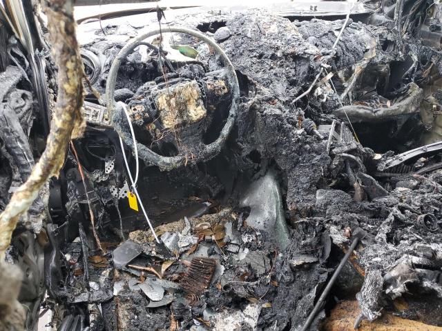 JM1BL1L46C1685978 - 2012 MAZDA SPEED 3 WHITE photo 8