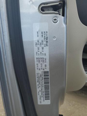 2C4RDGCGXJR224672 - 2018 DODGE GRAND CARAVAN SXT 银色 照片 13