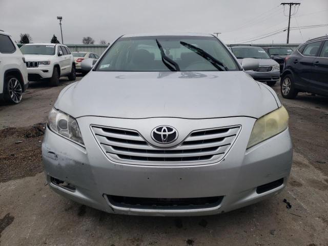 4T1BE46KX7U538892 - 2007 TOYOTA CAMRY CE GRAY photo 5