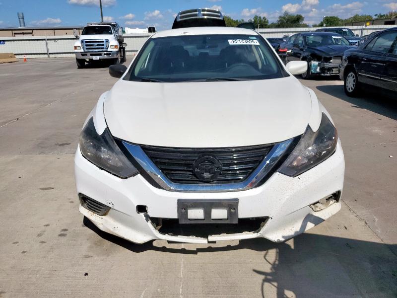 1N4AL3AP8HC110500 - 2017 NISS ALTIMA 2.5 WHITE photo 5