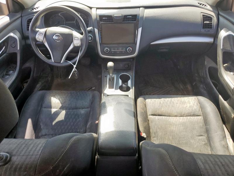 1N4AL3AP8HC110500 - 2017 NISS ALTIMA 2.5 WHITE photo 8