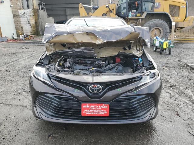 4T1B11HK4KU190801 - 2019 TOYOTA CAMRY L CHARCOAL photo 5