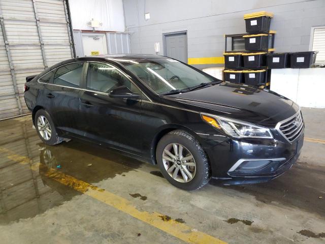 5NPE24AF5GH314637 - 2016 HYUNDAI SONATA SE BLACK photo 4