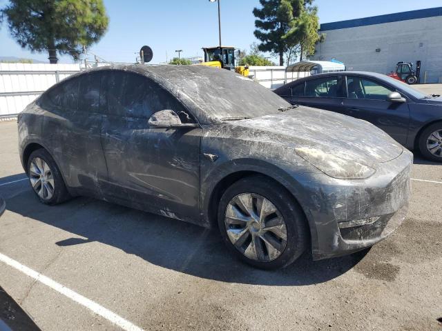 7SAYGDEEXPF847021 - 2023 TESLA MODEL Y Boz foto 4