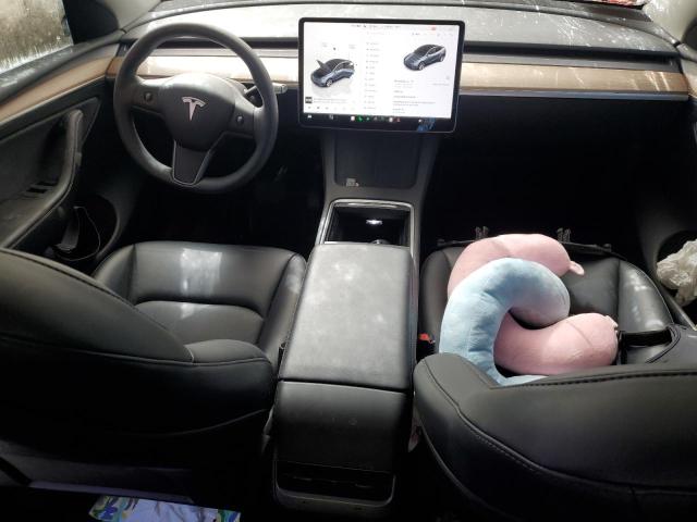 7SAYGDEEXPF847021 - 2023 TESLA MODEL Y Boz foto 8