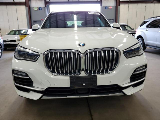 5UXJU2C59KLN49806 - 2019 BMW X5 XDRIVE50I WHITE photo 5