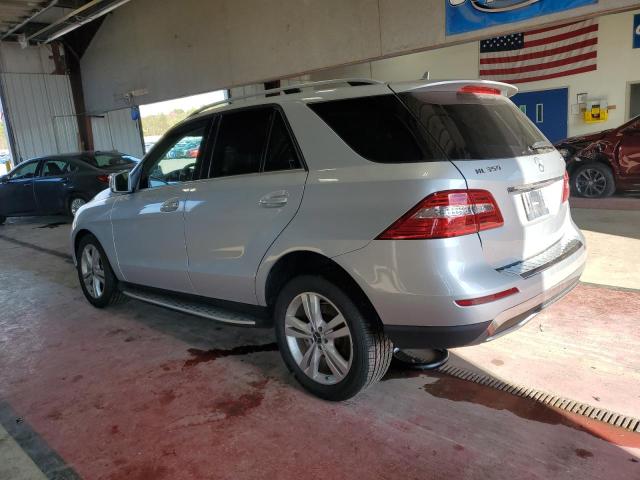4JGDA5HB8FA465237 - 2015 MERCEDES-BENZ ML 350 4MATIC SILVER photo 2