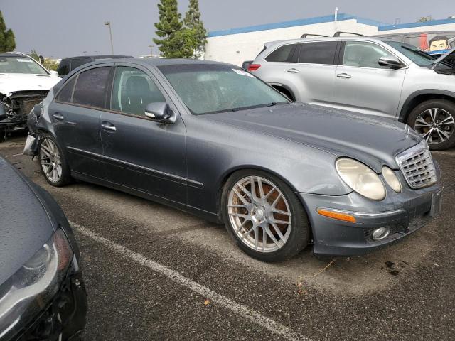 WDBUF72X77B017247 - 2007 MERCEDES-BENZ E 550 GRAY photo 4