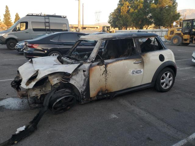 2010 MINI COOPER, 