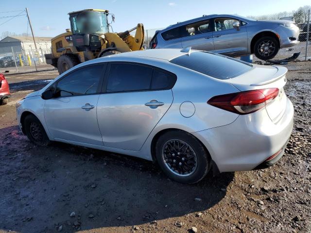 3KPFK4A79JE220415 - 2018 KIA FORTE LX SILVER photo 2