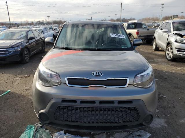 KNDJN2A20F7184213 - 2015 KIA SOUL GRAY photo 5