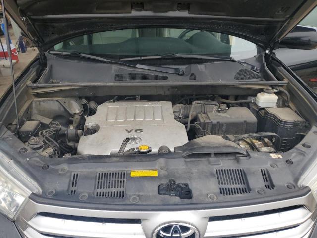 5TDZK3EH9DS135952 - 2013 TOYOTA HIGHLANDER BASE Черный фото 11