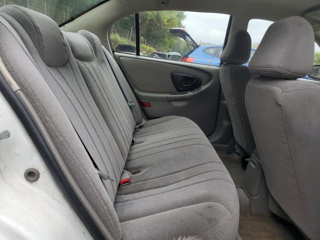 1G1ND52F35M236384 - 2005 CHEVROLET CLASSIC WHITE photo 10