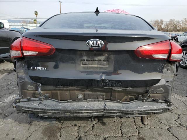 3KPFL4A72HE138064 - 2017 KIA FORTE LX BLACK photo 6