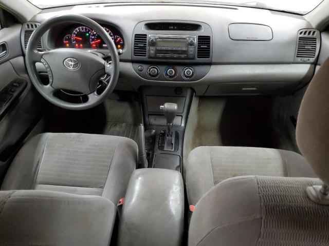 4T1BE32K15U050668 - 2005 TOYOTA CAMRY LE Srebrny zdjęcie 8