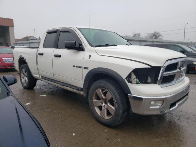 1D3HV18T29S726525 - 2009 DODGE RAM 1500 WHITE photo 4