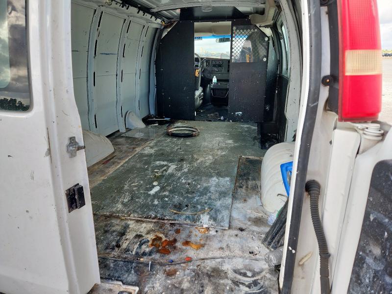 1GCSGAFX4C1124687 - 2012 CHEVROLET EXPRESS G1 Blanco foto 10