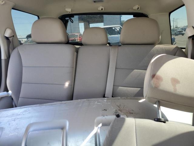 1FMCU0D76BKB24849 - 2011 FORD ESCAPE XLT SILVER photo 10