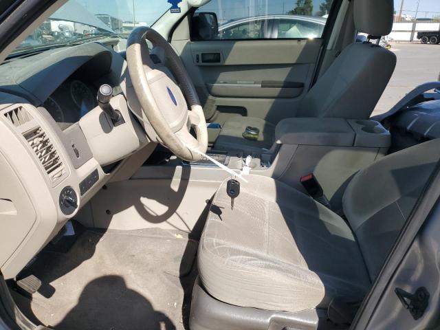 1FMCU0D76BKB24849 - 2011 FORD ESCAPE XLT SILVER photo 7