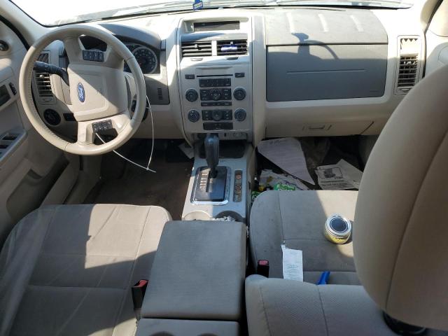 1FMCU0D76BKB24849 - 2011 FORD ESCAPE XLT SILVER photo 8