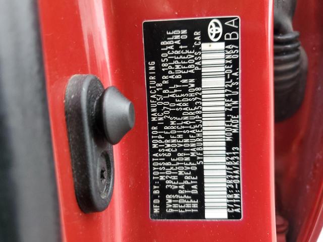 5YFBURHE5JP853728 - 2018 TOYOTA COROLLA L RED photo 13