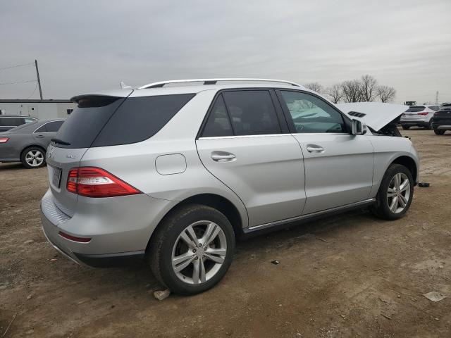 4JGDA5HB7EA435628 - 2014 MERCEDES-BENZ ML 350 4MATIC SILVER photo 3