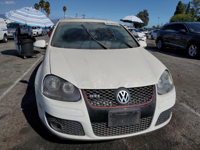 WVWFV71K89W125648 - 2009 VOLKSWAGEN GTI WHITE photo 5