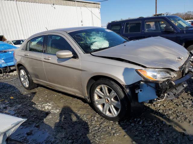 1C3CCBAB6DN669838 - 2013 CHRYSLER 200 LX SILVER photo 4