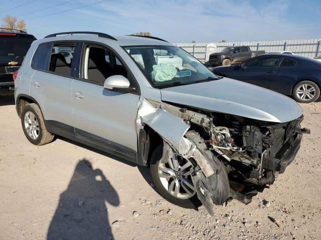 WVGBV7AX5FW555008 - 2015 VOLKSWAGEN TIGUAN S SILVER photo 4