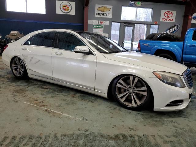 WDDUG8FB6FA070194 - 2015 MERCEDES-BENZ S 550 4MATIC WHITE photo 4