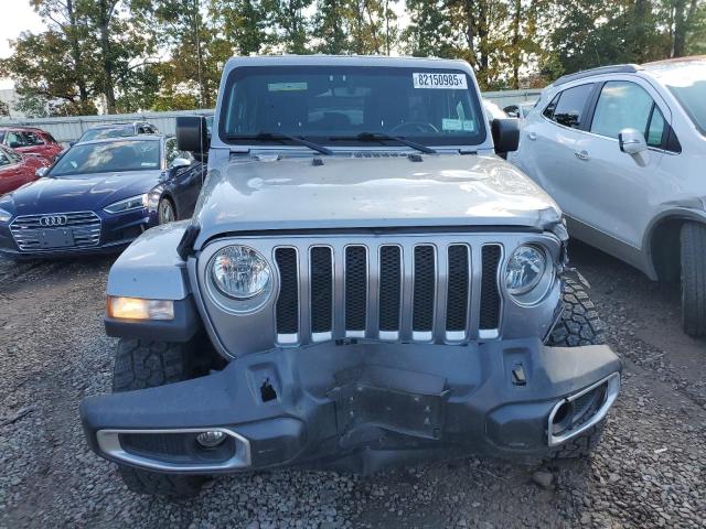 1C4HJXEG7JW118446 - 2018 JEEP WRANGLER U SAHARA Gümüş foto 5