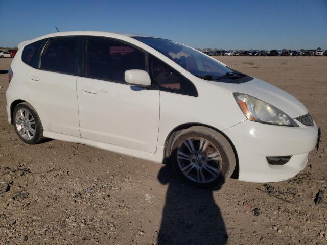 JHMGE88429S060397 - 2009 HONDA FIT SPORT WHITE photo 4