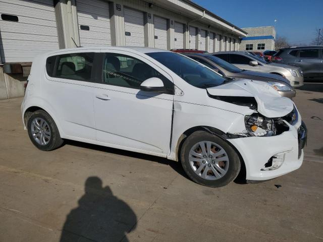 1G1JG6SH7H4142834 - 2017 CHEVROLET SONIC WHITE photo 4