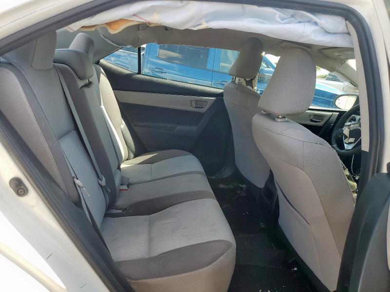 5YFBURHE8JP849818 - 2018 TOYOTA COROLLA L WHITE photo 10