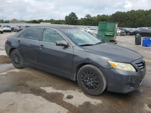 4T1BF3EKXBU636595 - 2011 TOYOTA CAMRY BASE رمادي صورة 4