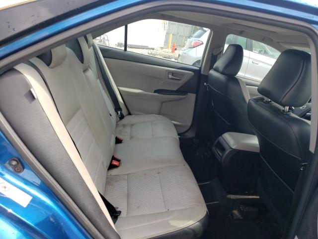 4T1BF1FK6HU637741 - 2017 TOYOTA CAMRY LE BLUE photo 10