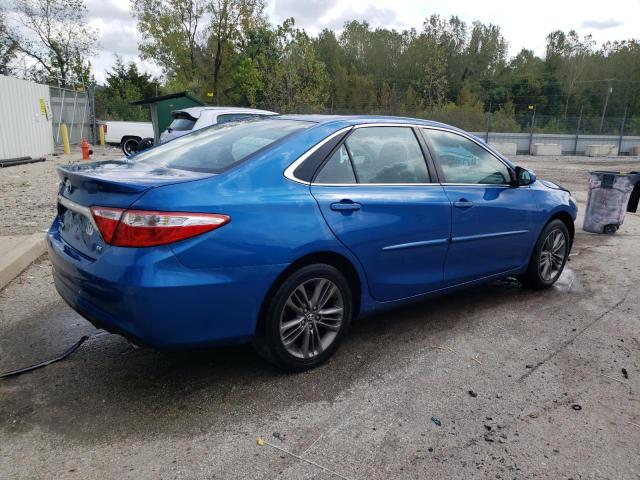 4T1BF1FK6HU637741 - 2017 TOYOTA CAMRY LE BLUE photo 3