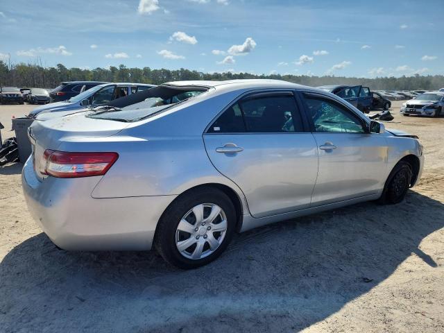 4T1BF3EK9BU230842 - 2011 TOYOTA CAMRY BASE Արծաթագույն լուսանկար 3