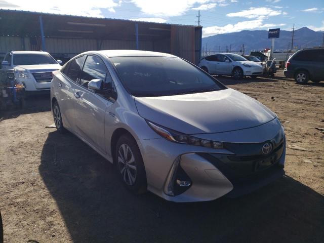 JTDKARFP6H3052337 - 2017 TOYOTA PRIUS PRIM ოქროსფერი ფოტო 4