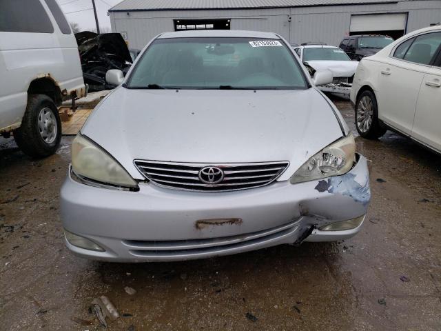 4T1BF30K22U518354 - 2002 TOYOTA CAMRY LE SILVER photo 5