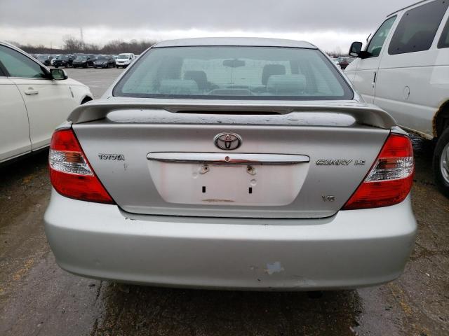 4T1BF30K22U518354 - 2002 TOYOTA CAMRY LE SILVER photo 6